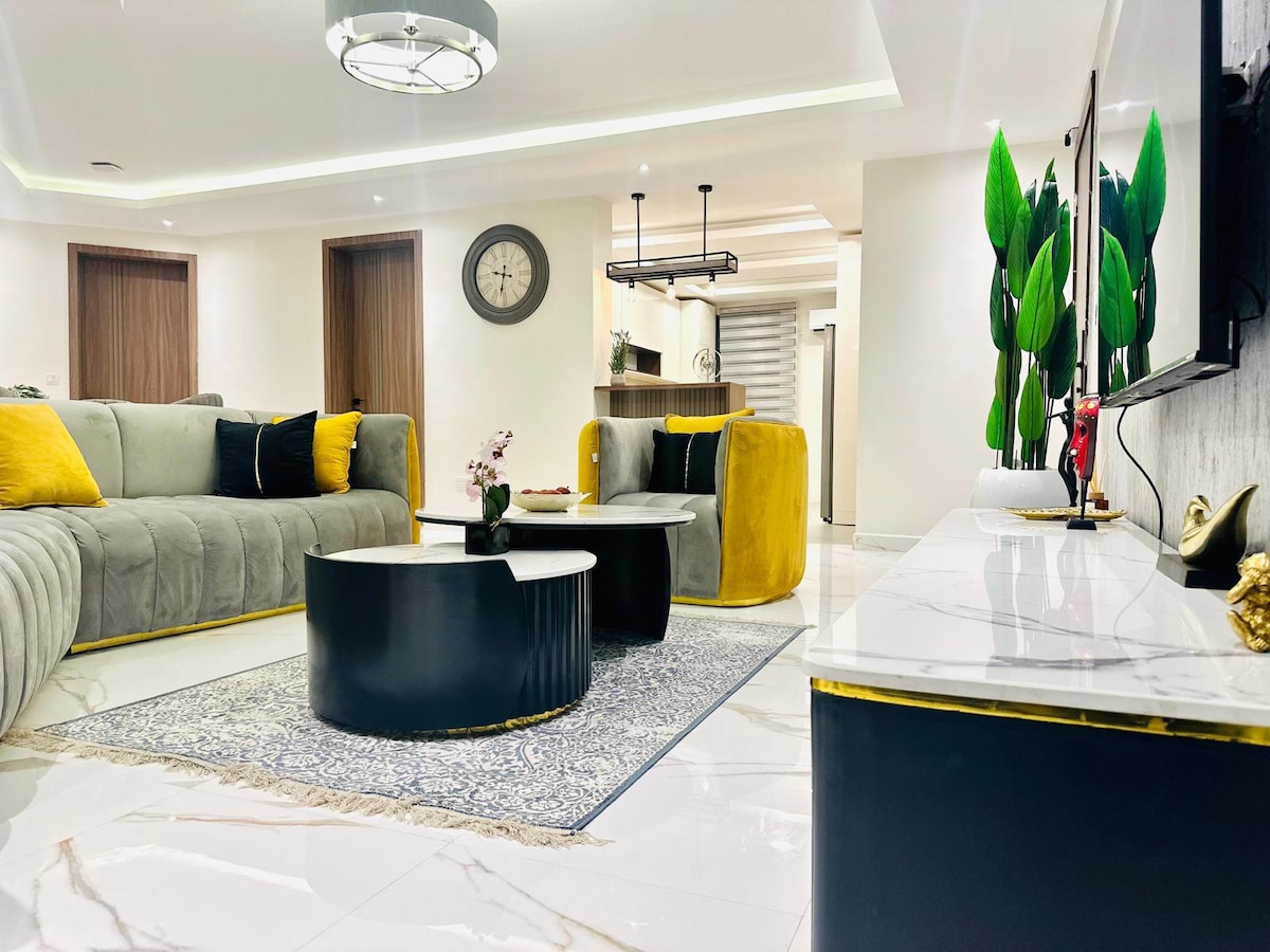 Simis Apartment - Luxury 2 Bed Smart Home.