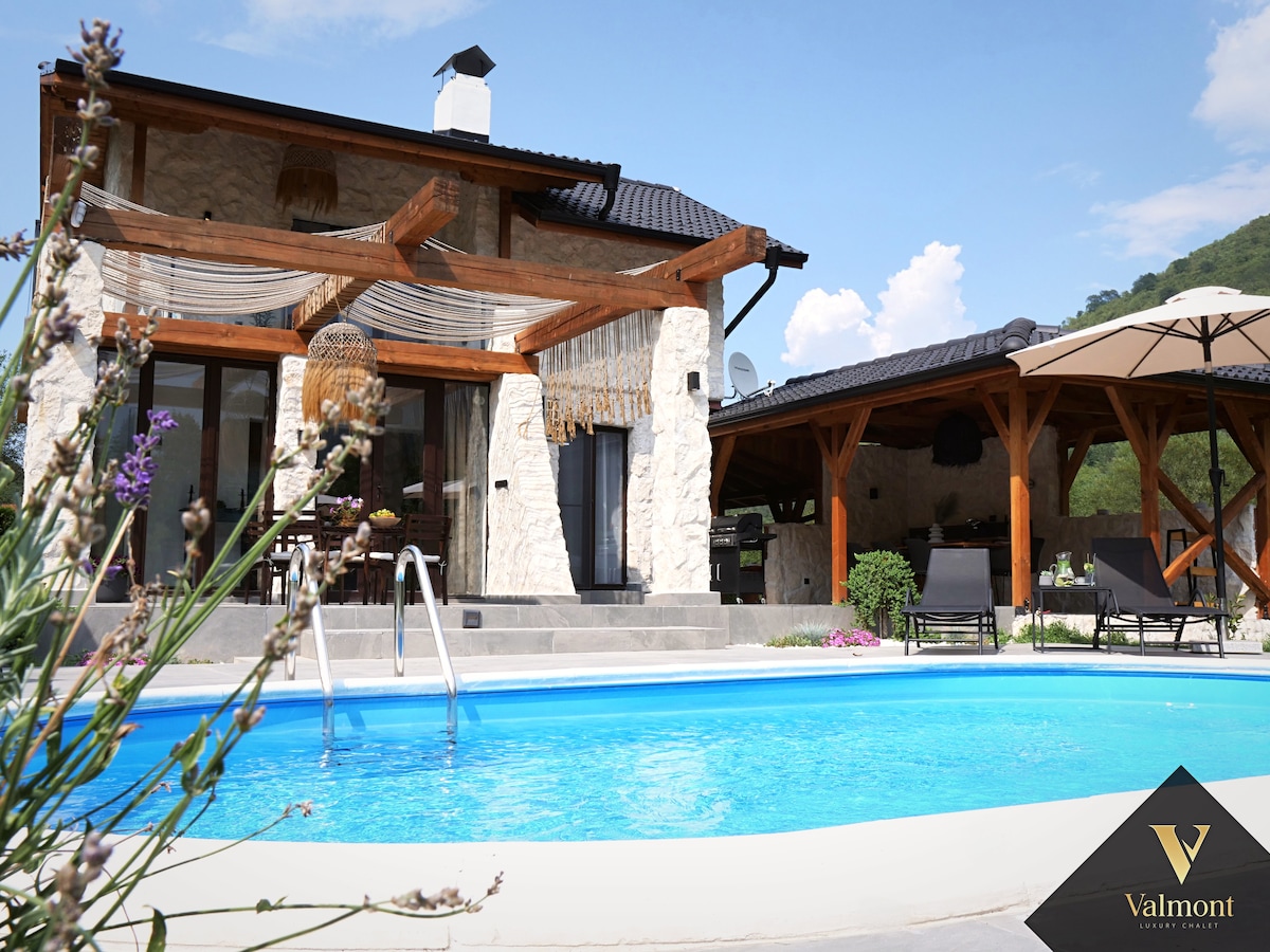 Valmont Luxury Chalet