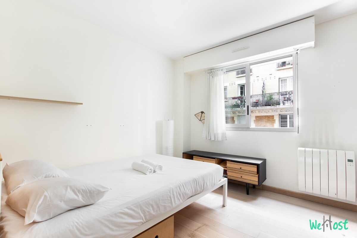 *Cosy apartment pour 4 personnes Paris 20e*