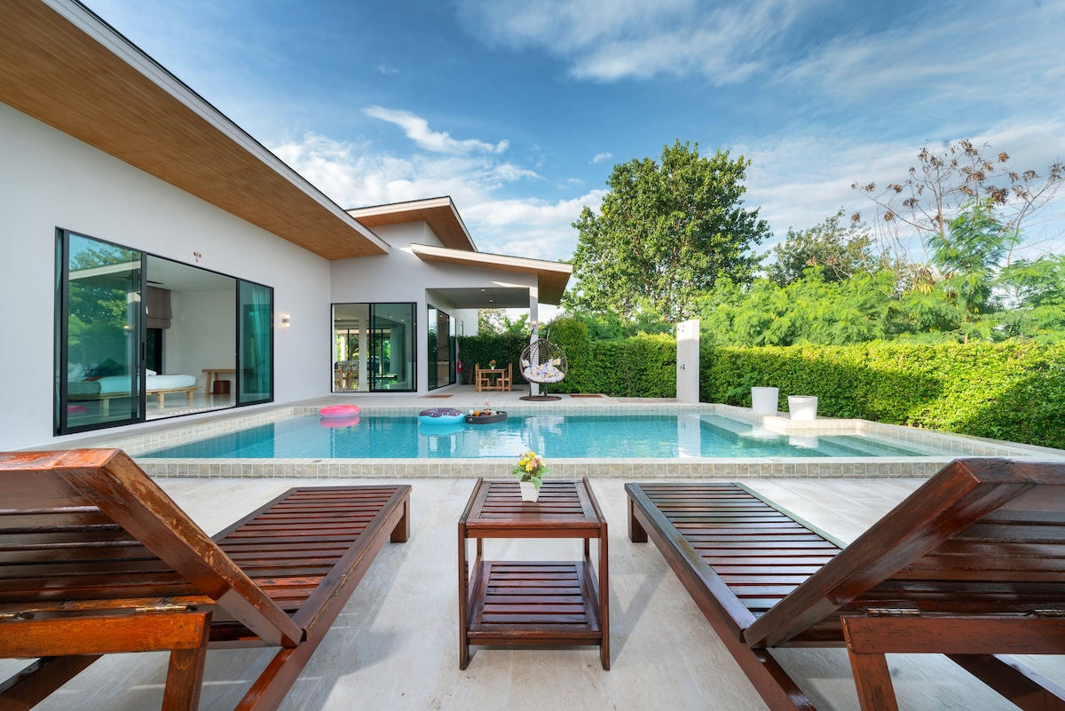 Andaman luxury 3 bedroom pool villa,A113