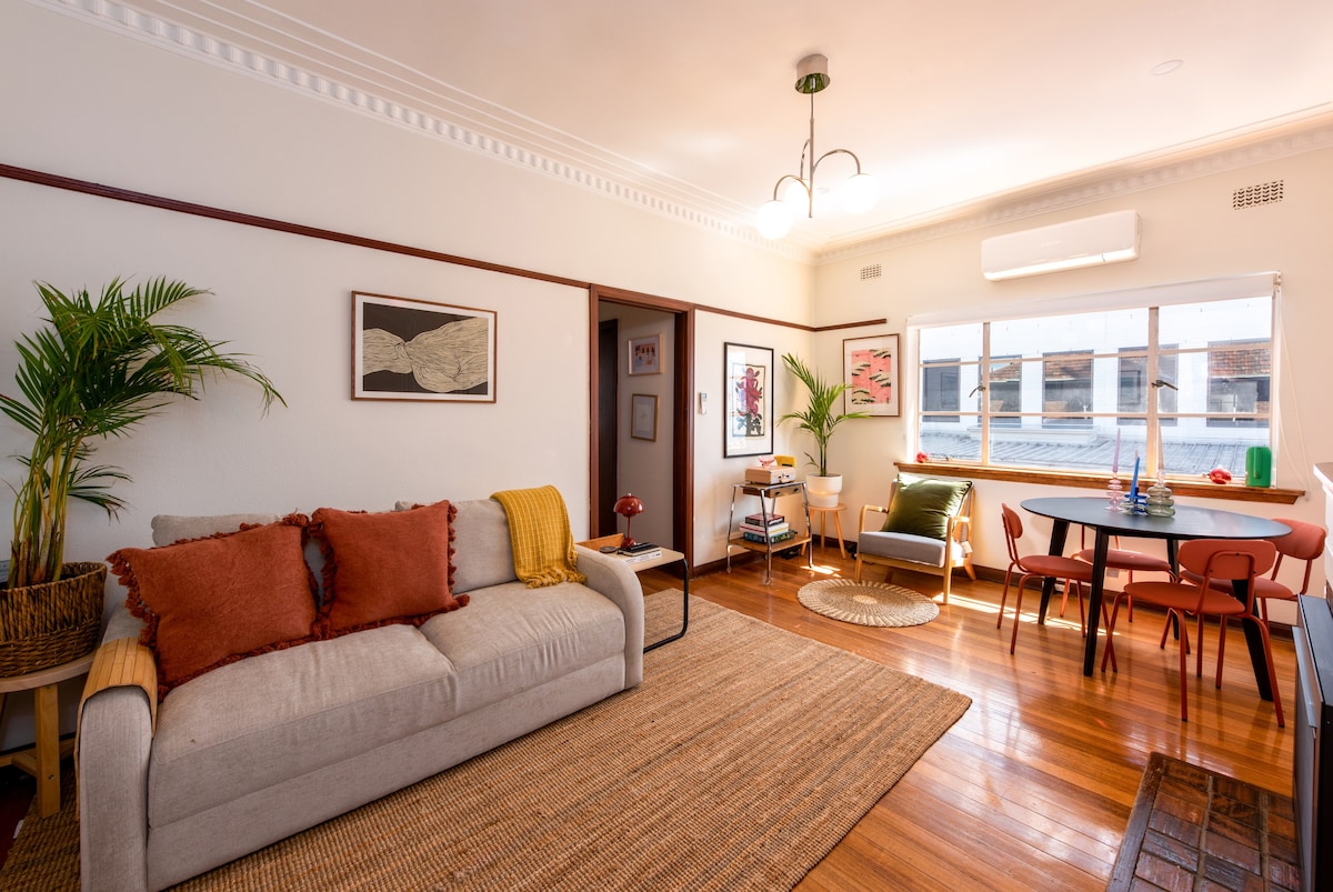 Charming Art Deco Unit in East Melbourne