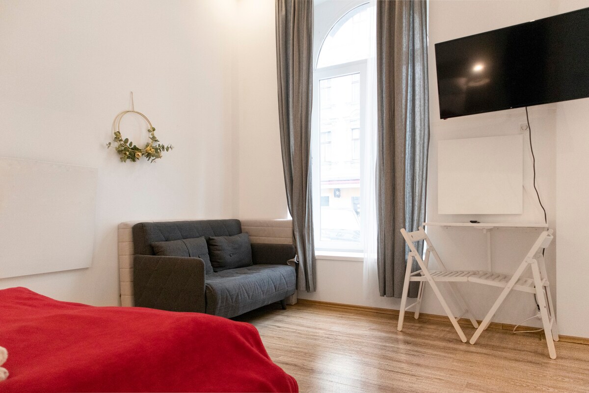 Stylish Studio Apt. | Suitable for Longstays