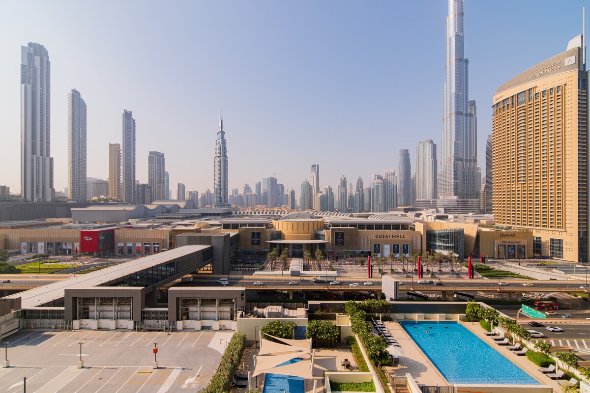 Elite Escape - 3 BHK Burj View & Dubai Mall Access