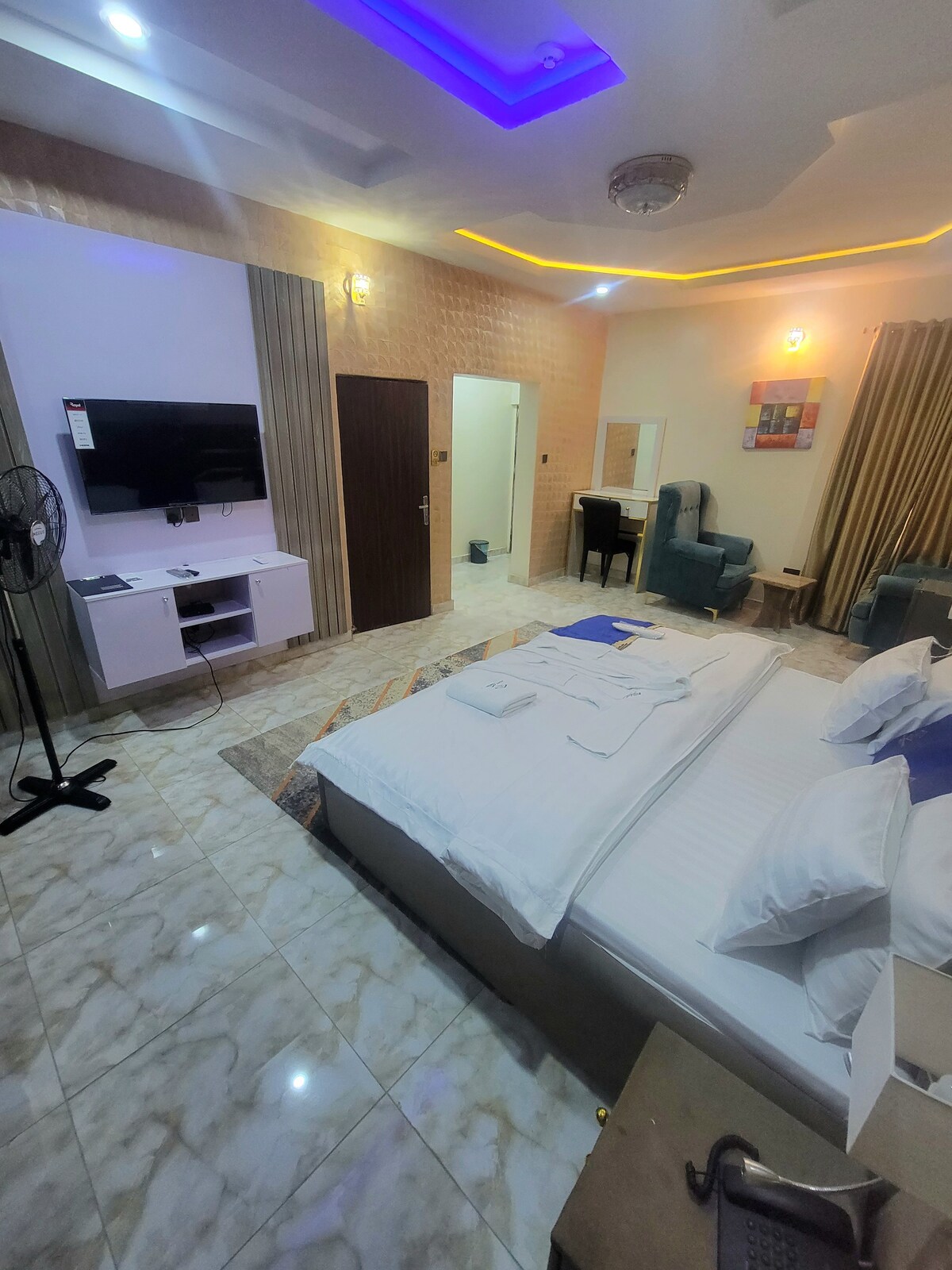 4卧双层公寓，复式公寓，伊巴丹（ Ibadan ）。