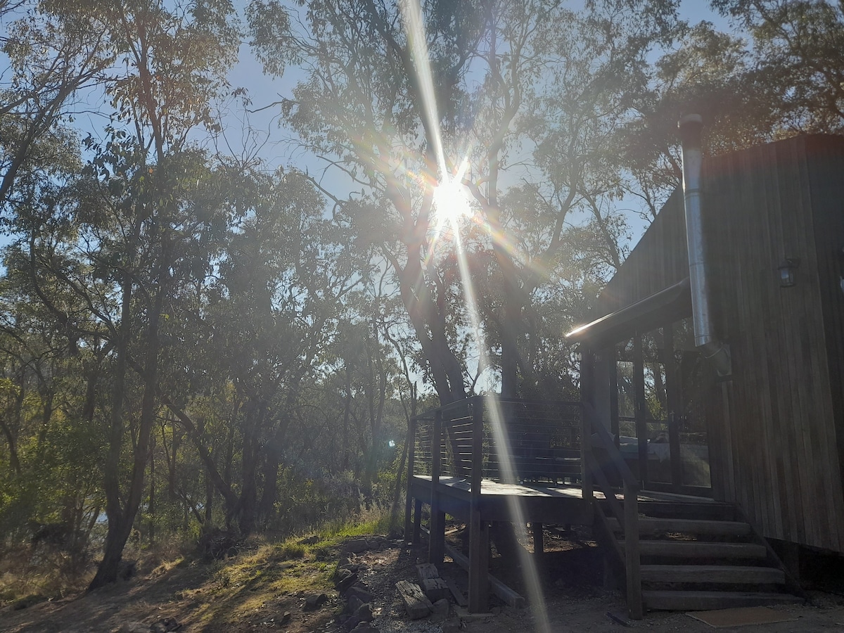 Lake Lyell Tiny Cabin, 4x4 and AWD access only