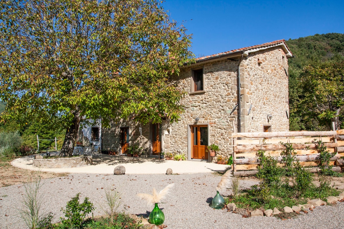 Alloro, grazioso monolocale a Val di Nima, Arezzo