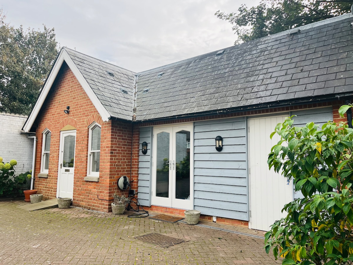 Cosy 1 bedroom cottage, central Faversham