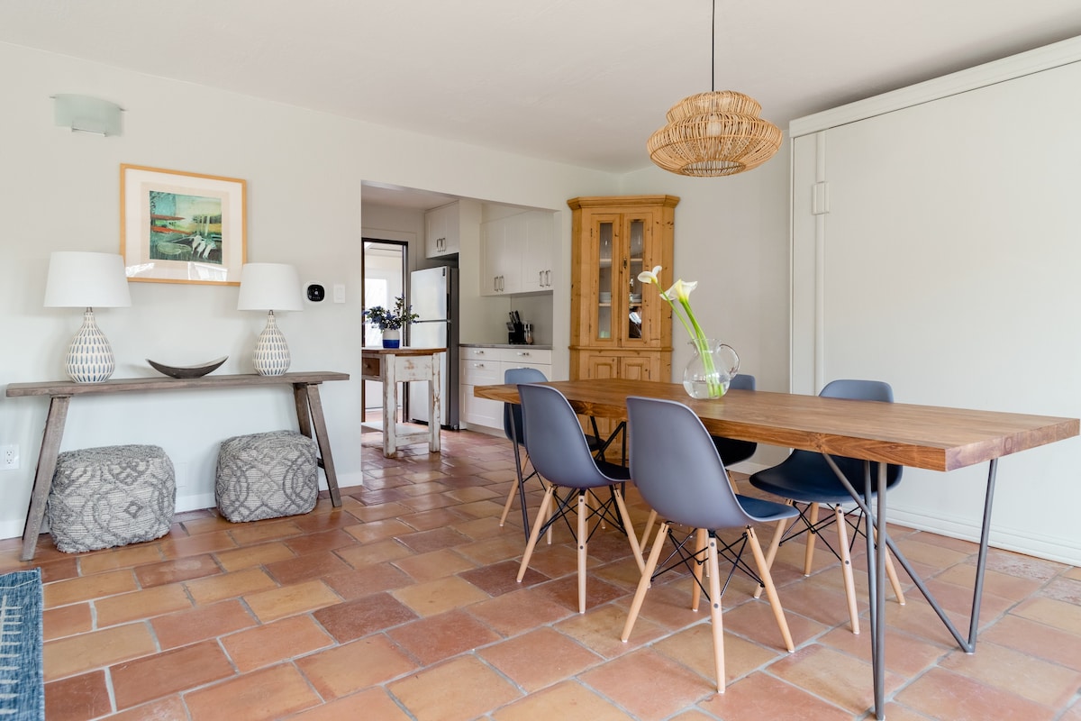 Casa Venida by the Beach, Light & Stylish Cottage