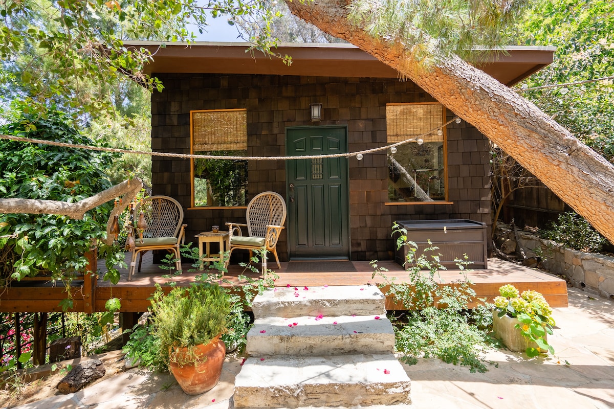 Private Cabin in the Trees + Crystal Rain Shower