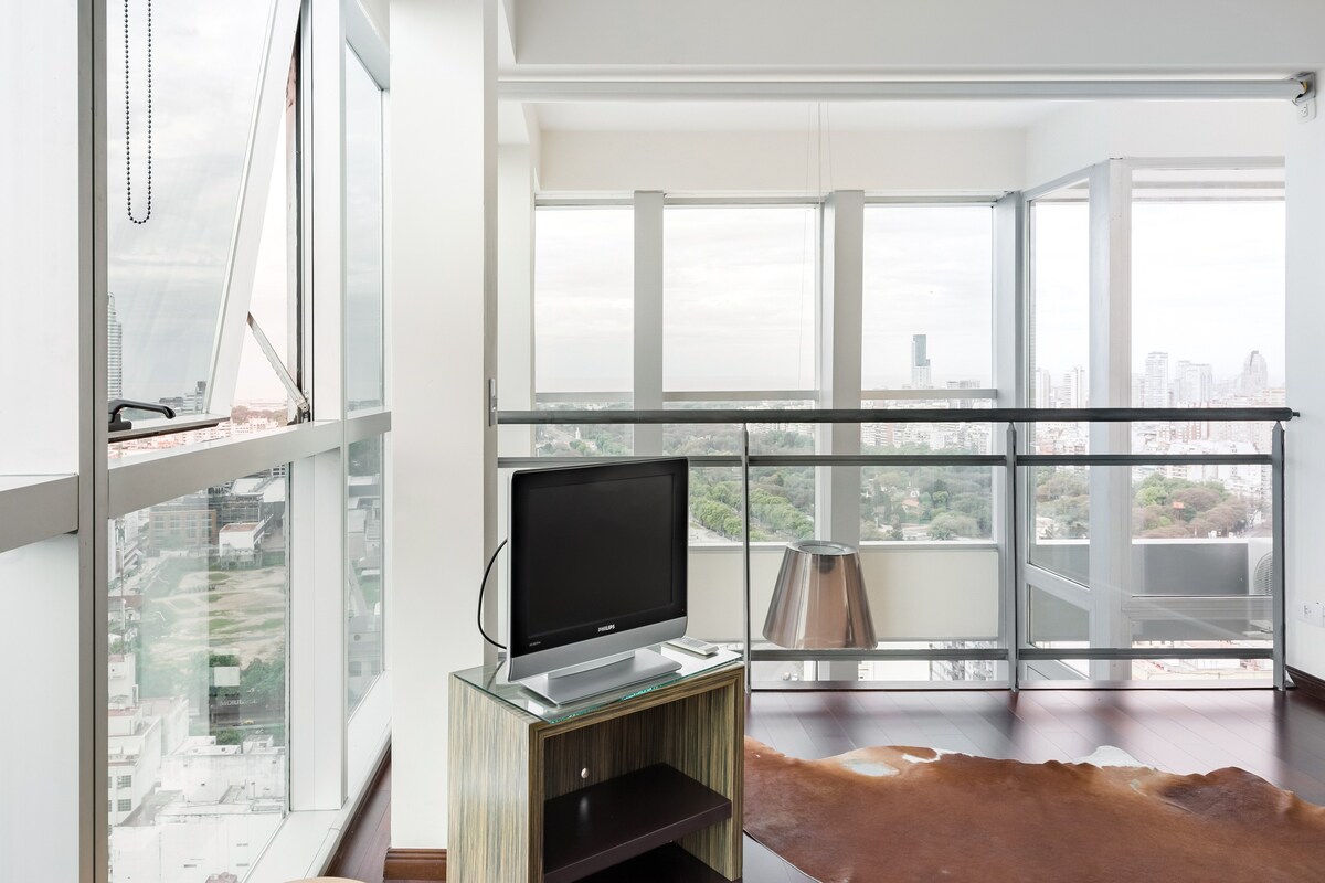 豪华巴勒莫SOHO顶层公寓，带全景