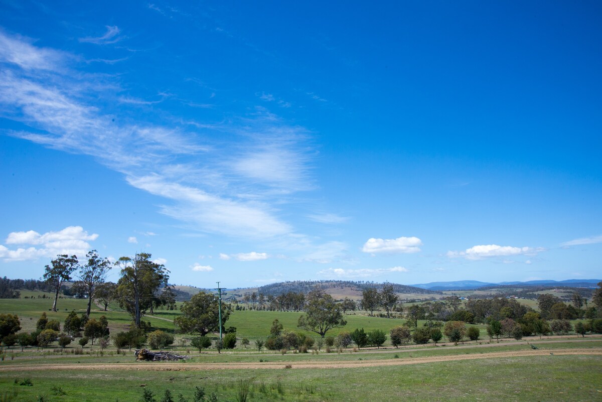 Country 2 Coast: Cosy Carlton Family Hideaway