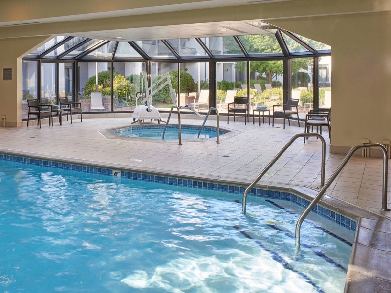 Enjoyable Stay! With Indoor Pool, Pet-friendly!