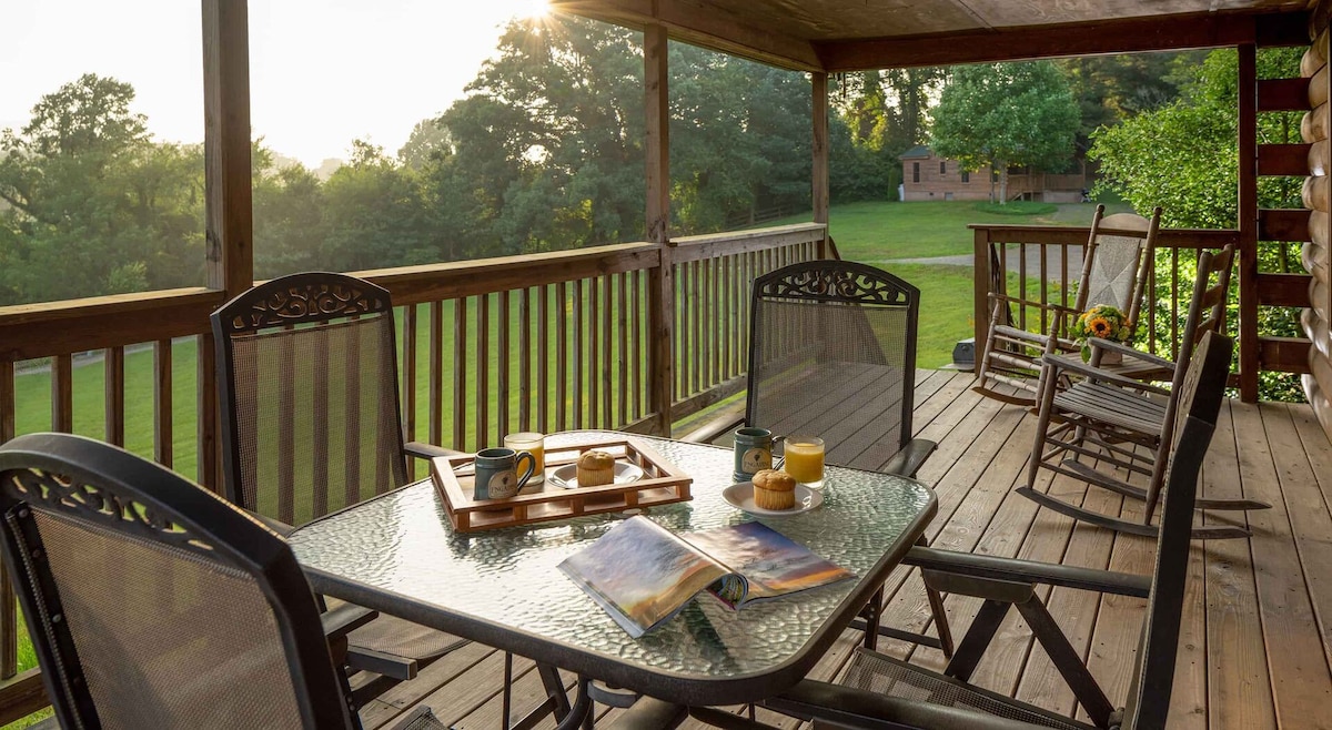 Mt. Mitchell Cabin w/ Gorgeous Mountain View