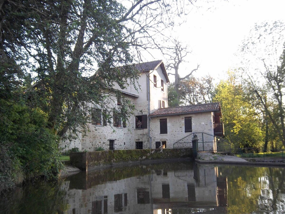 Le Moulin De Langlée