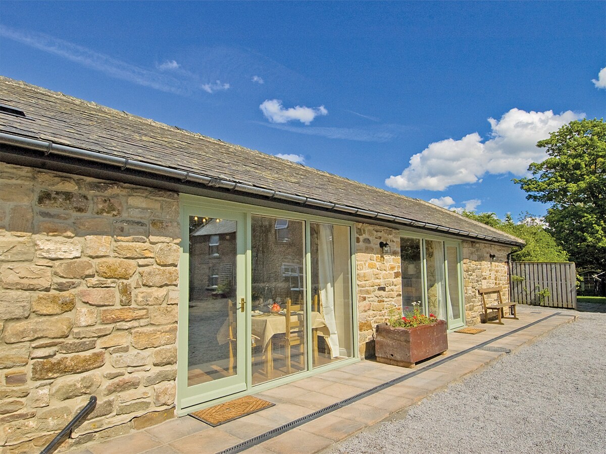 Lapwing Cottage - E5028