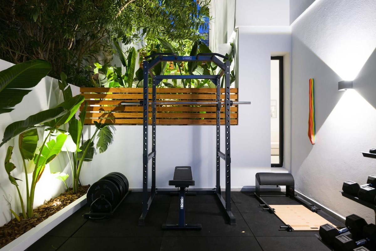 Villa Vega | Luxury Living Premium Features Gym Ja