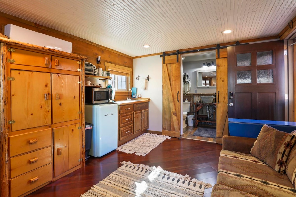 Mini Cabin provides Great Adventures and Memories