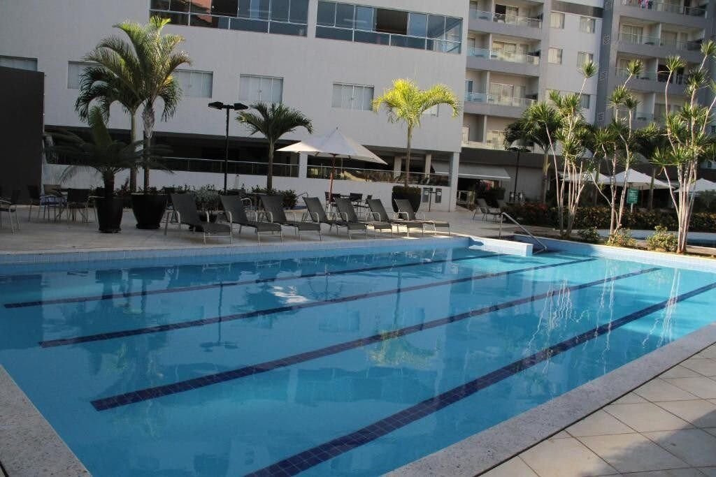 里奥昆特公寓，可欣赏2个空调和泳池景观
