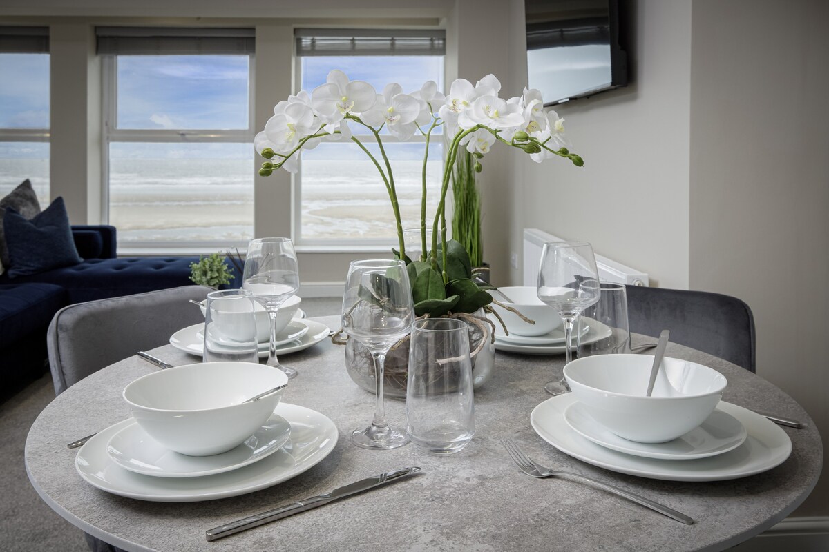 The Blackpool Boutique Beach Apartment 4