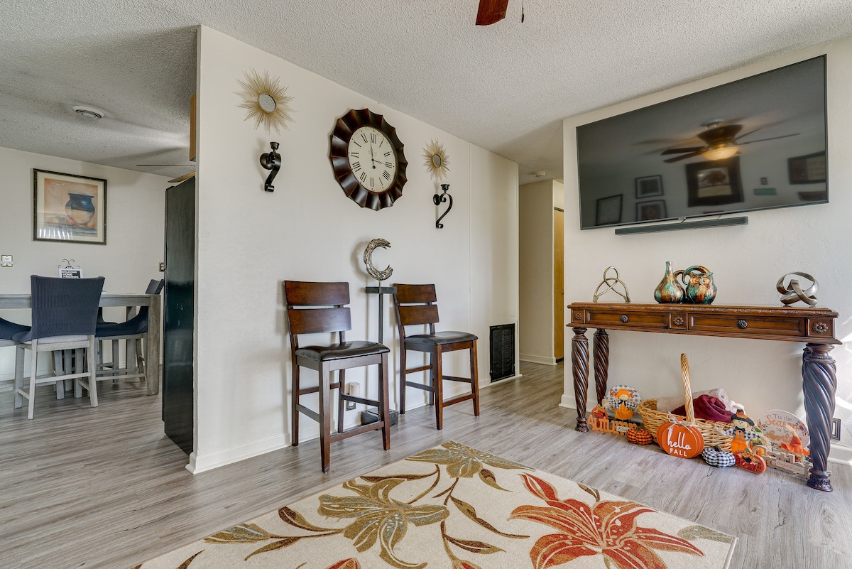 Cozy Indiana Home w/ Deck, Charcoal Grill & Yard!