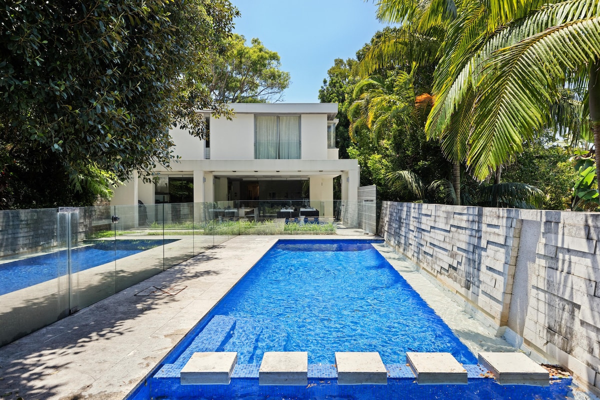 Vaucluse Palms (ISYD): Hosted by - L'Abode