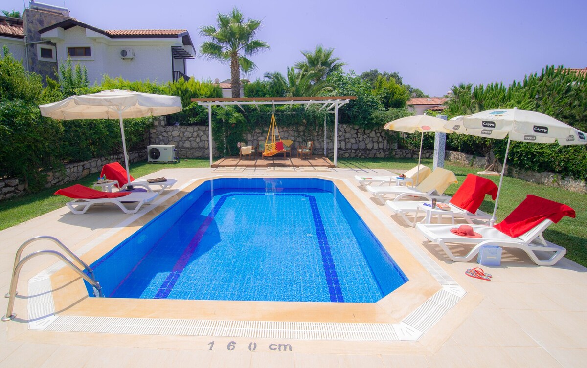 Lux 4 bed Villa, Oludeniz Villa 1005