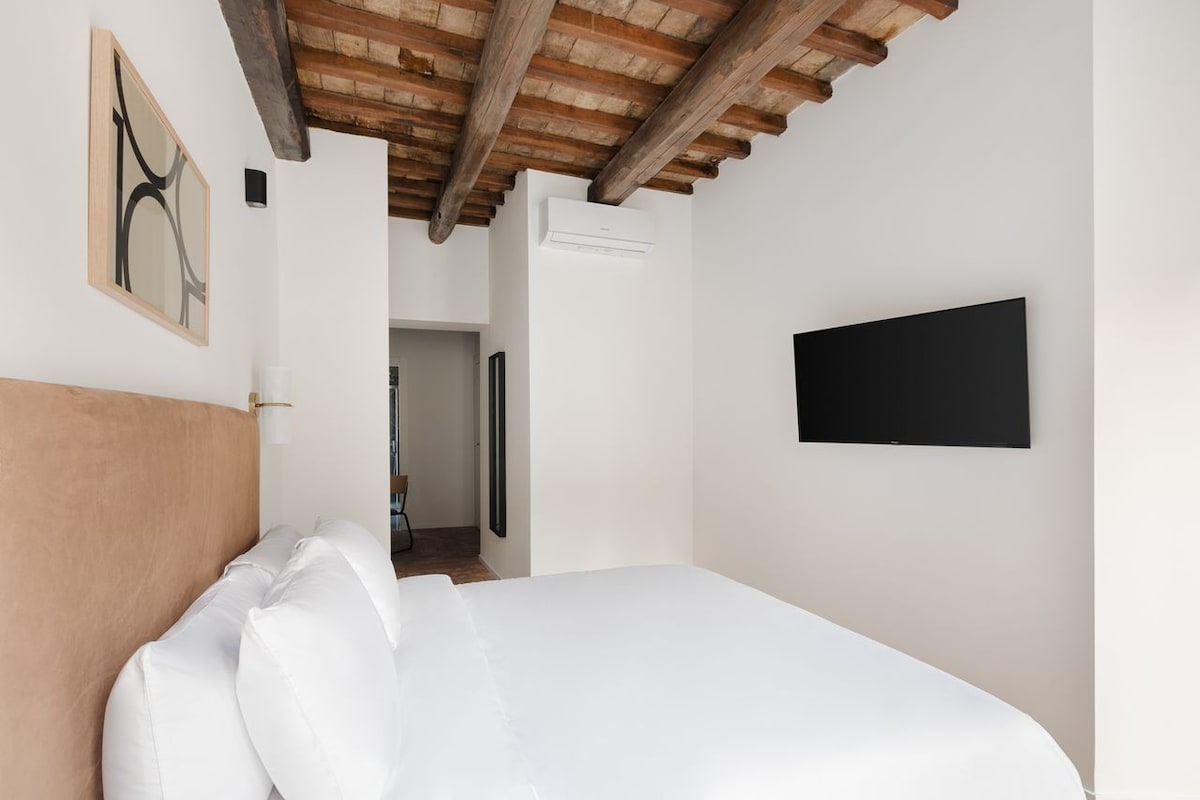 Sonder Piazza Venezia | Two-Bedroom Apartment