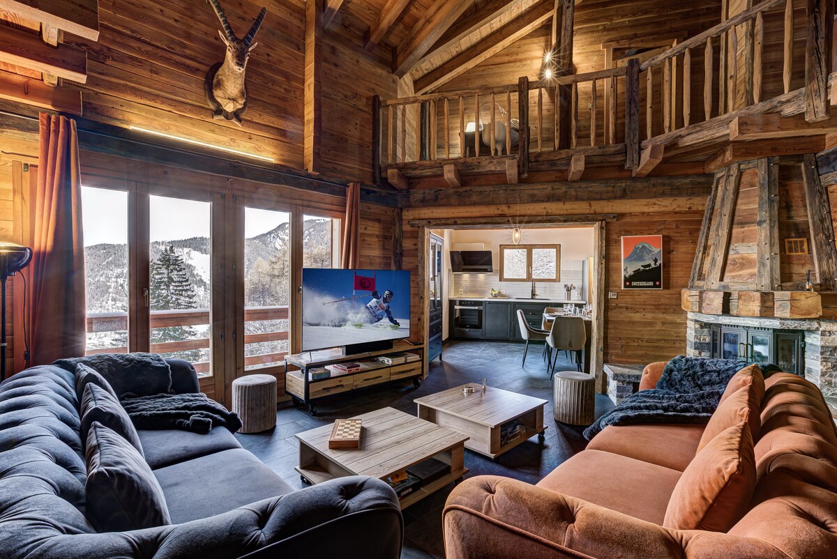 Chalet Alaska