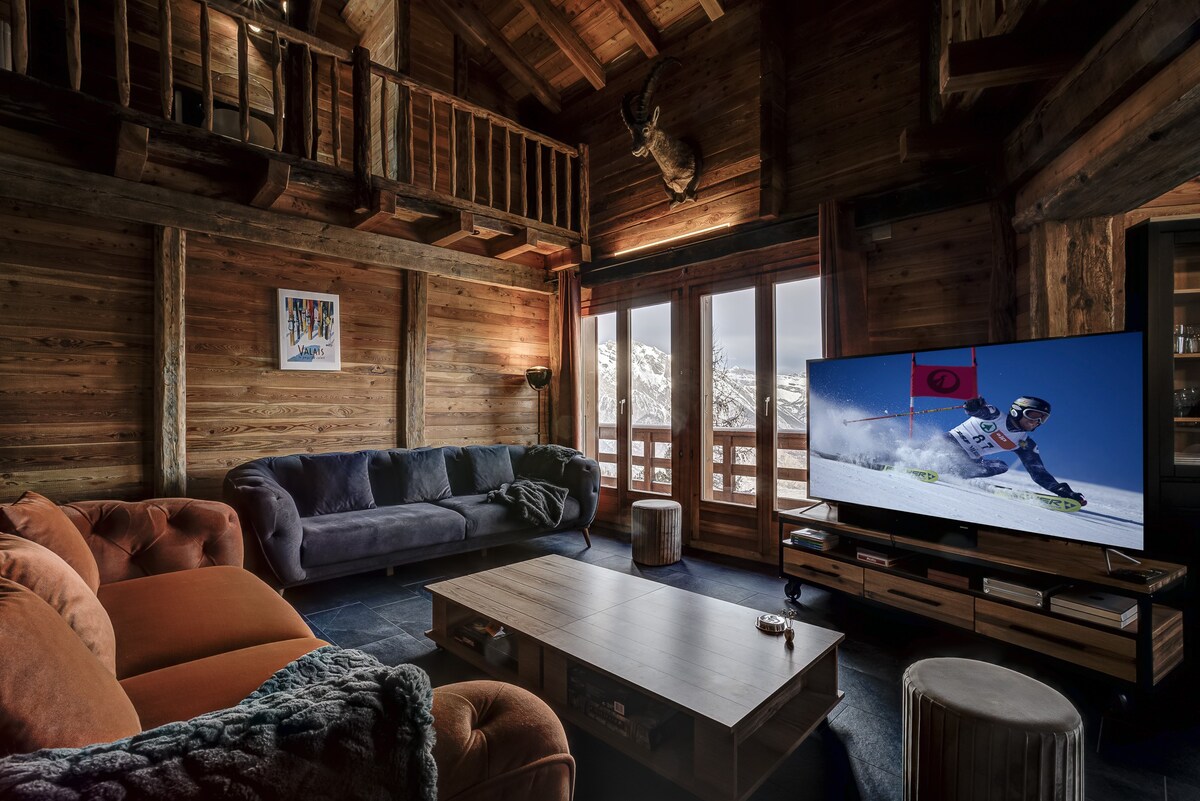 Chalet Alaska