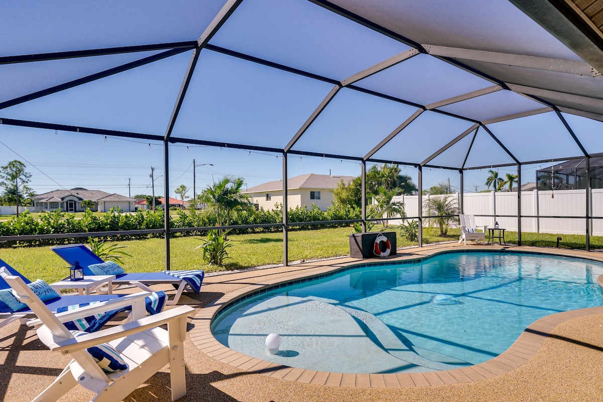 ‘Coconut Palms’ in Cape Coral w/ Pool & Hot Tub!