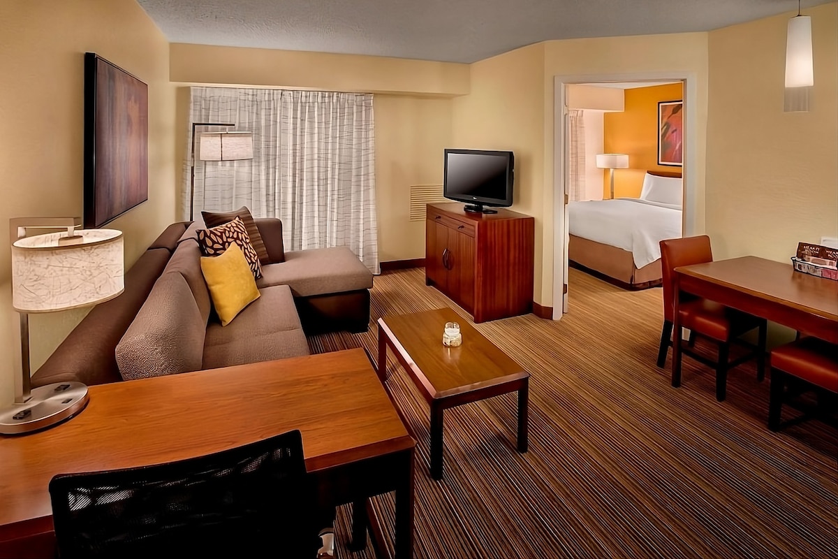 Pet-Friendly Hotel Near Lehigh Valley Attractions!