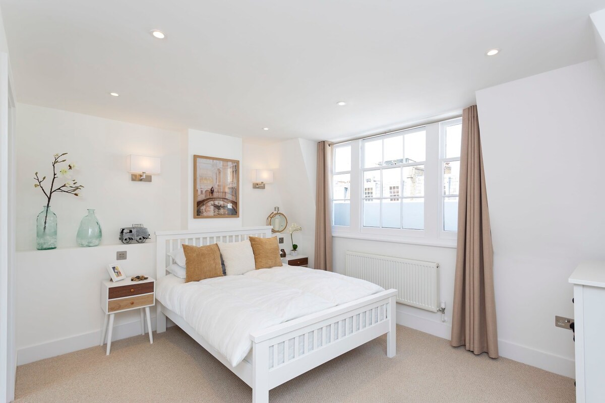 Spacious modern Chelsea 4BD close to Sloane Square