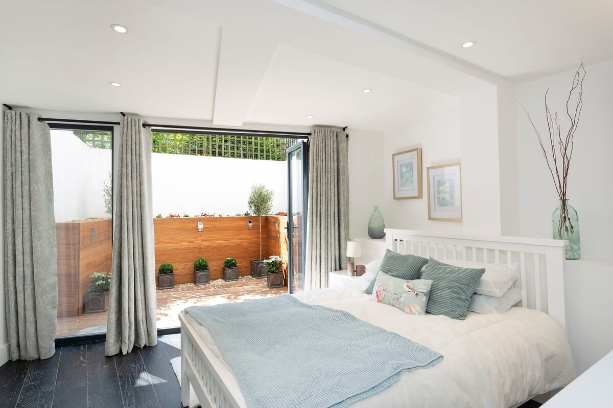 Spacious modern Chelsea 4BD close to Sloane Square