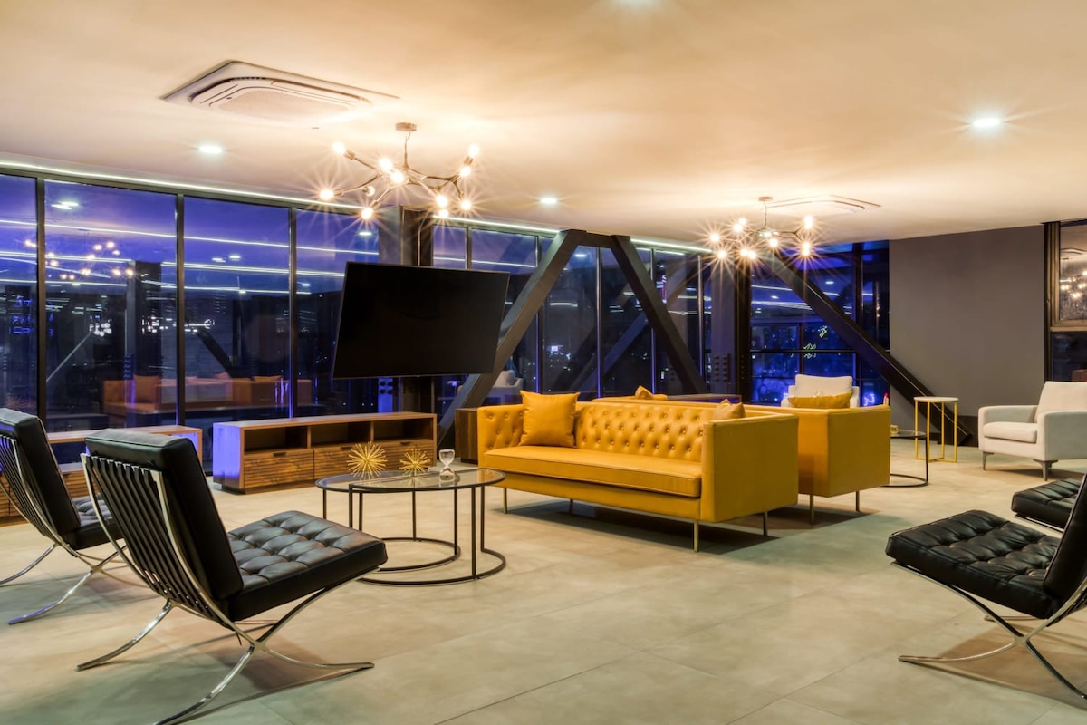 New Apt w/Balcony | GYM+B/Lounge+Patio