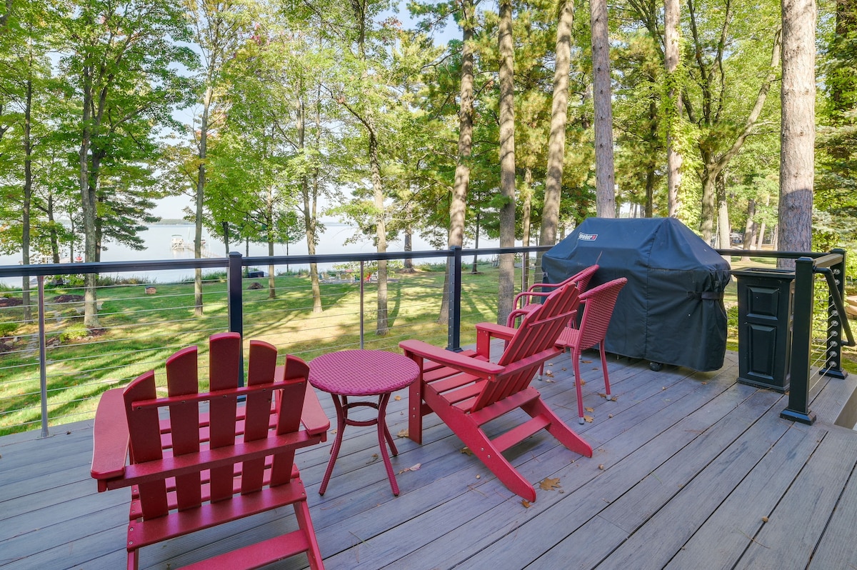 Higgins Lake Vacation Rental w/ Lake Views & Deck!