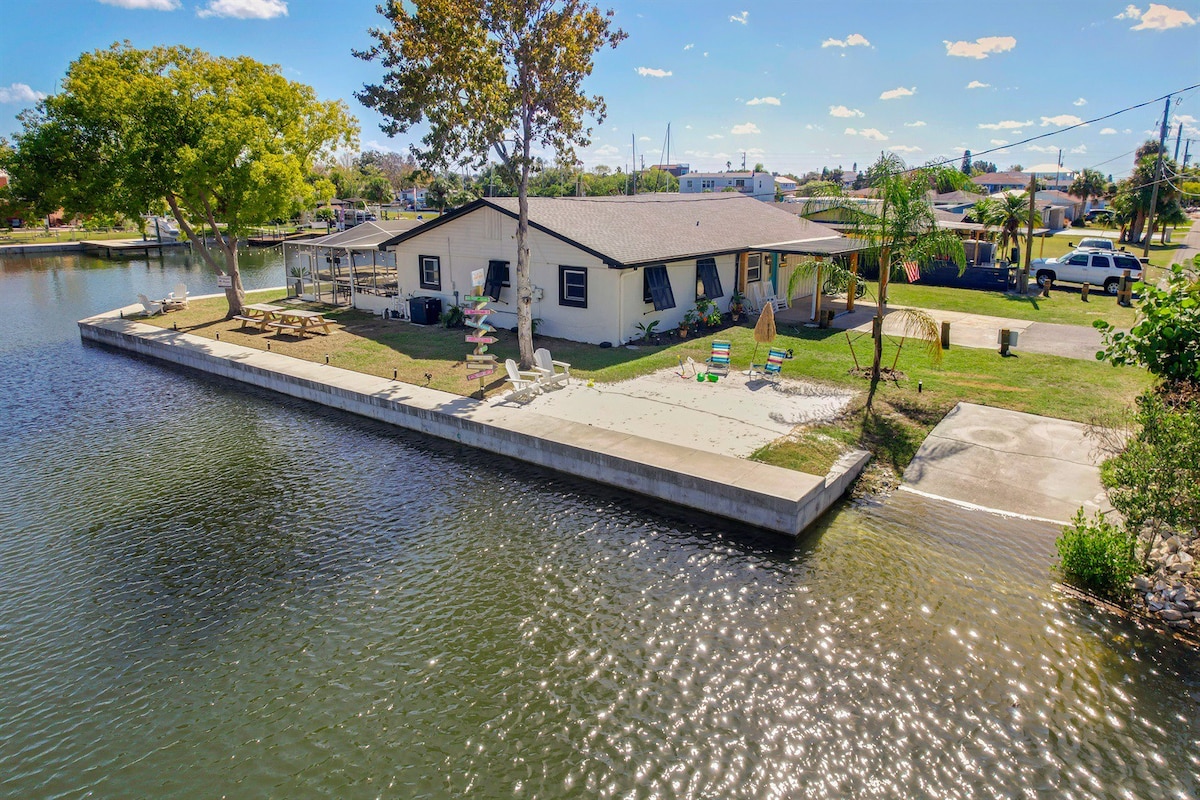 NEW! Waterfront! Dock! Boat Ramp! Sleeps up to 12!