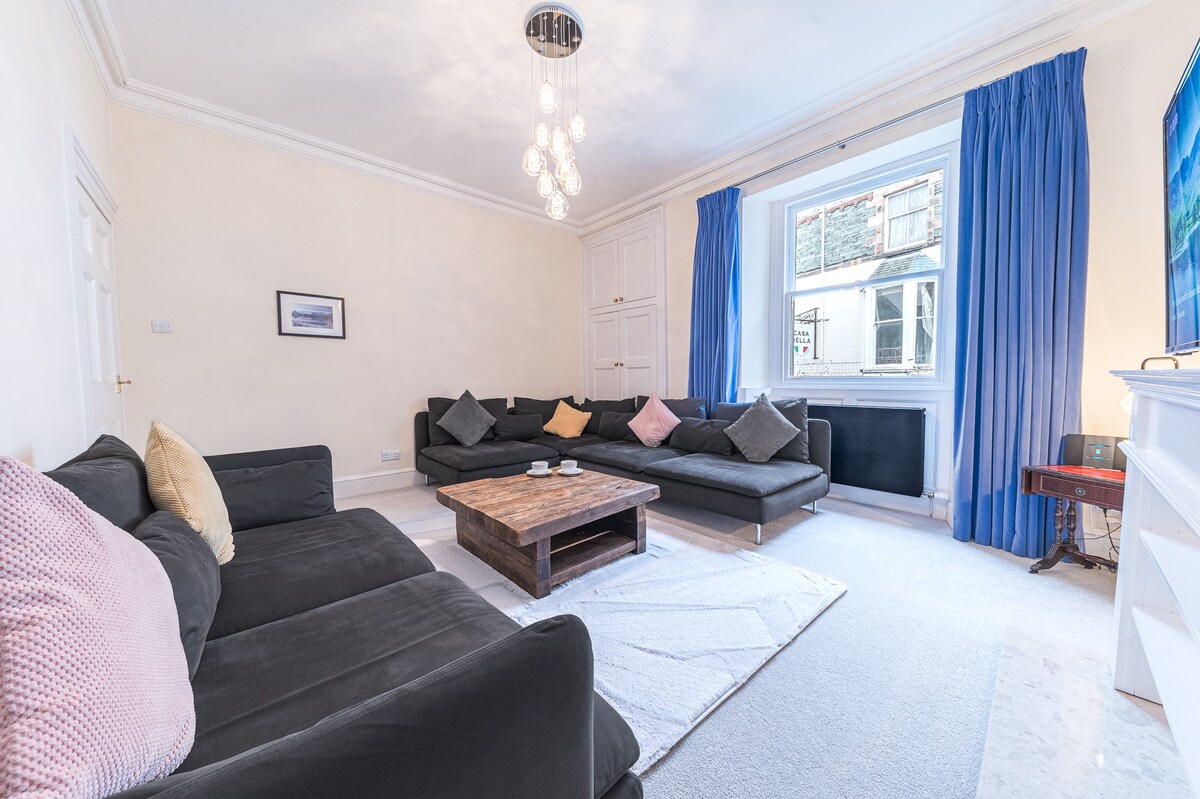 The View | A Spacious Town Centre House