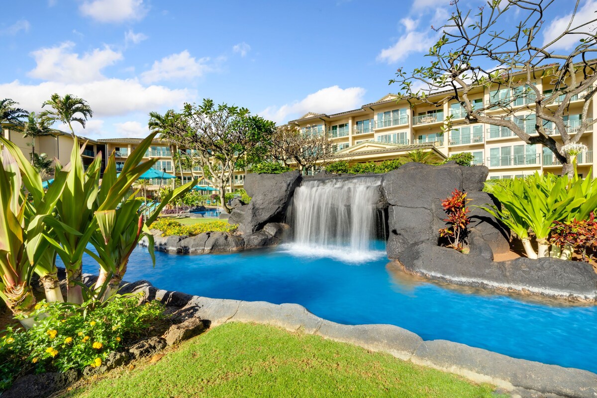 Waipouli G203! Beachfront w/ Pool, Waterslide & AC