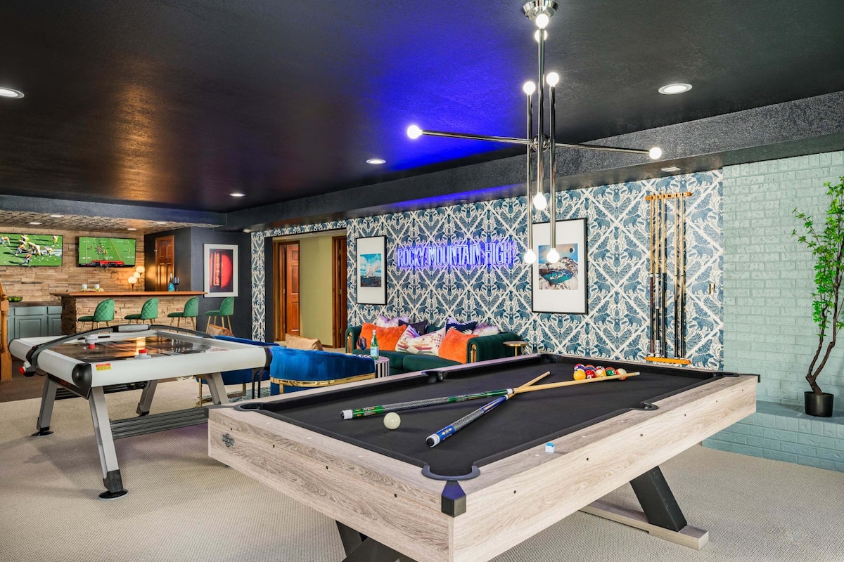 The Luxe Retreat | Pool | Game Room