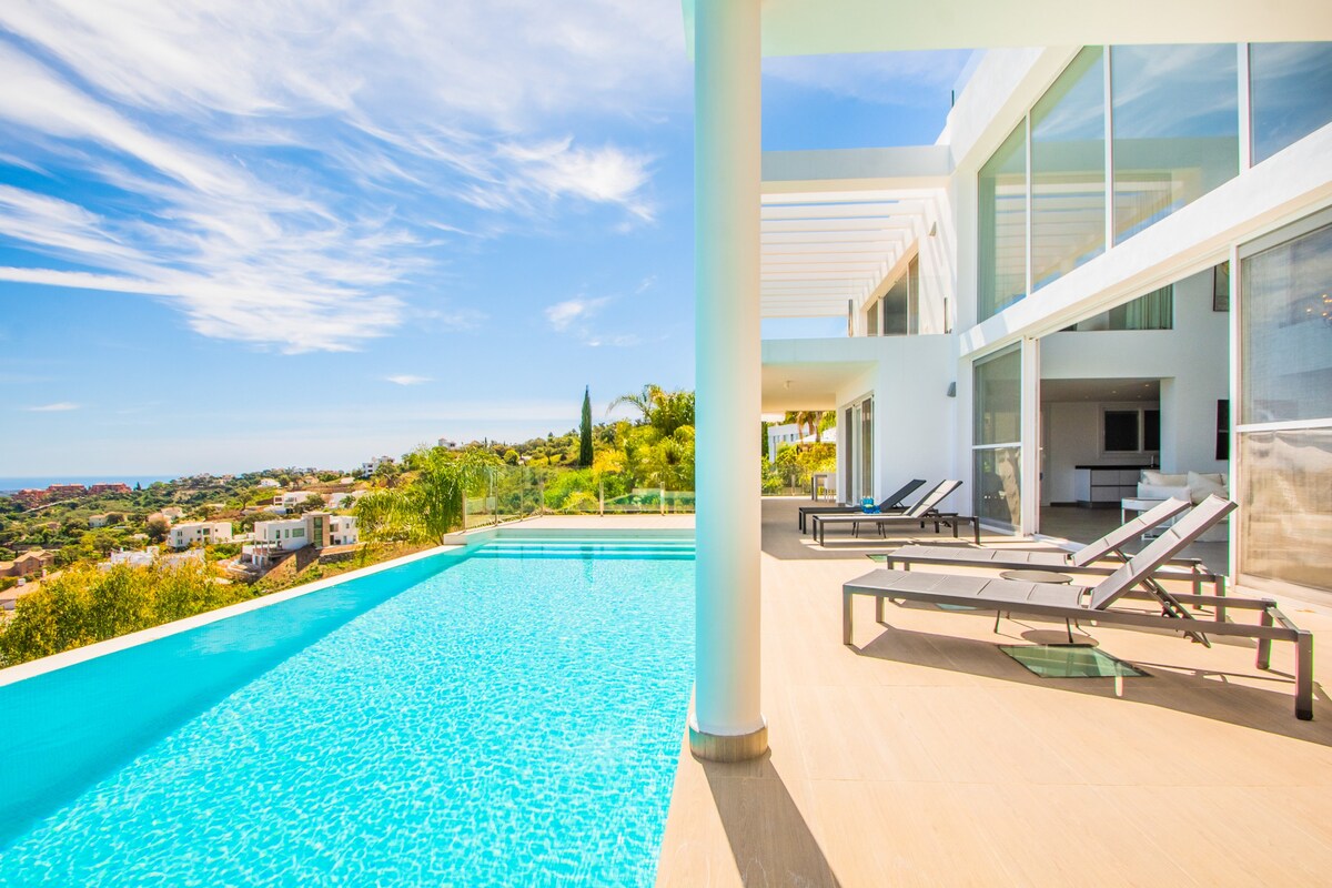 Dolce Vita Marbella Villa by Alfresco Stays