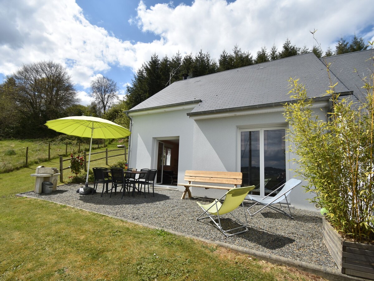 Nice holiday home near Mont Saint Michel