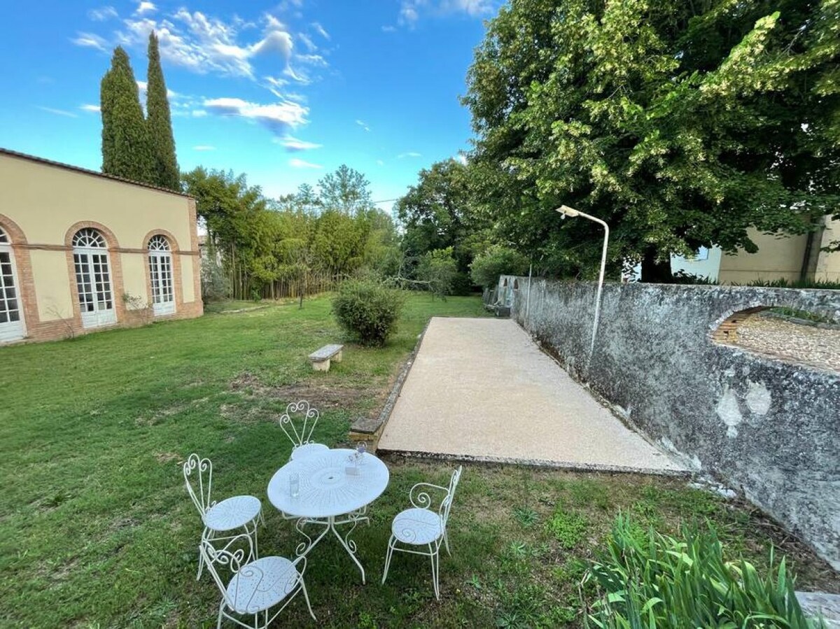 Splendid Château Napoleonien en Cévennes