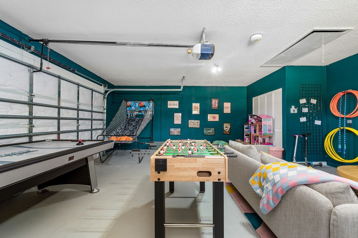 Game Room & Backyard Fun: Family & Kid-Friendly