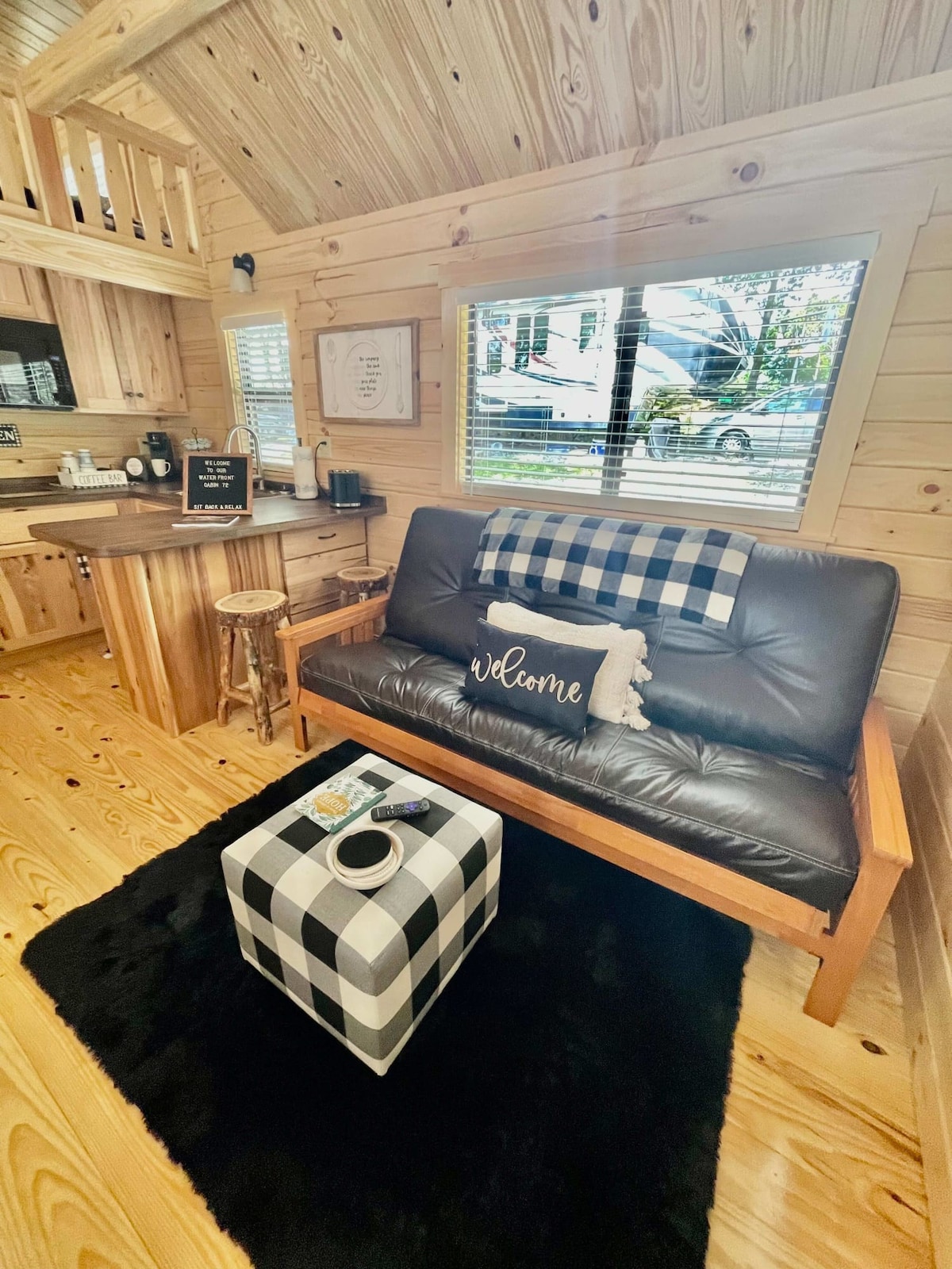 Pond View Cabin near Ark Encounter with Loft