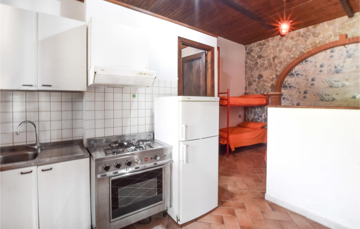 Stunning apartment in Praia a Mare with kitchen