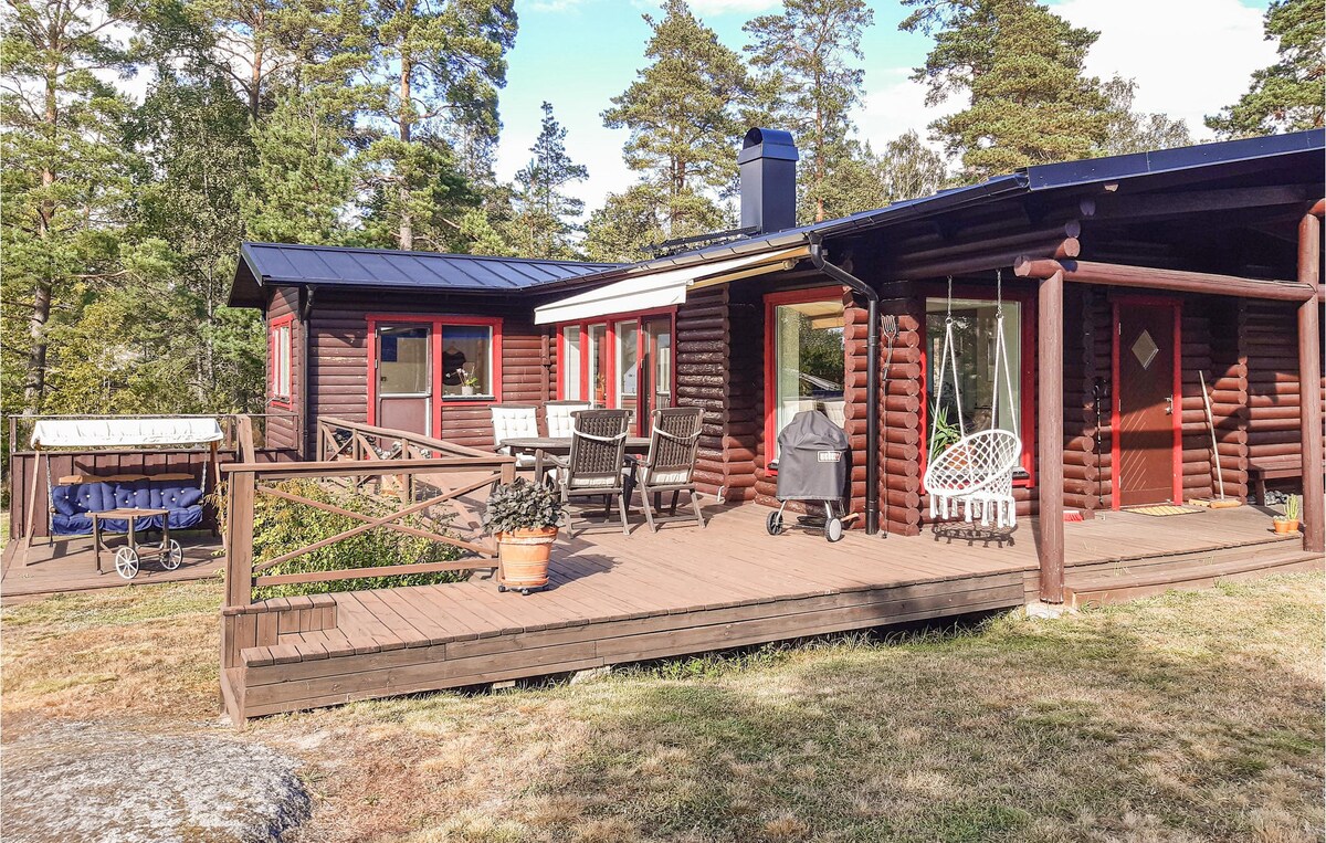 Awesome home in Grödinge with s, Sauna and WiFi