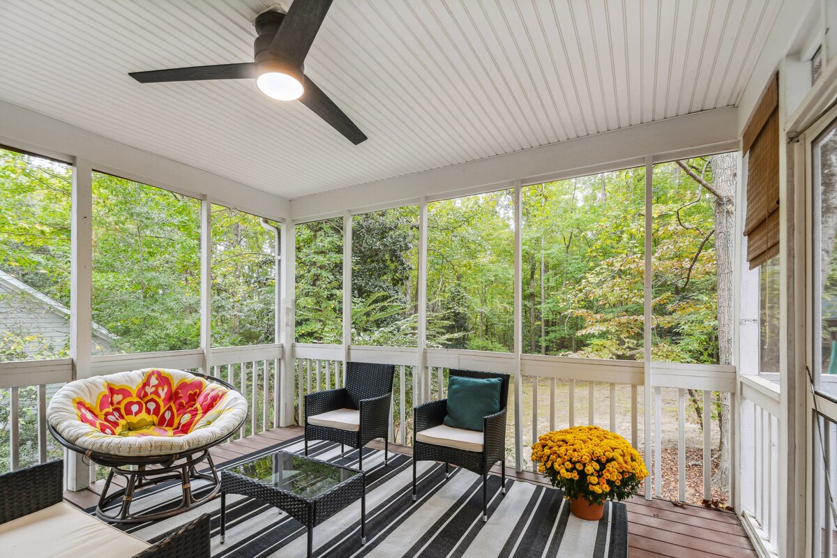 Bright Clayton Home with Screened Deck!