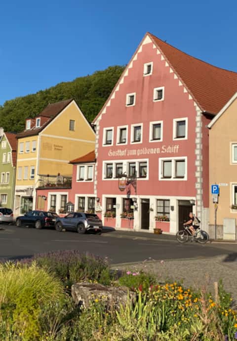 Doppelzimmer mit Schlafsofa 12 (29qm)