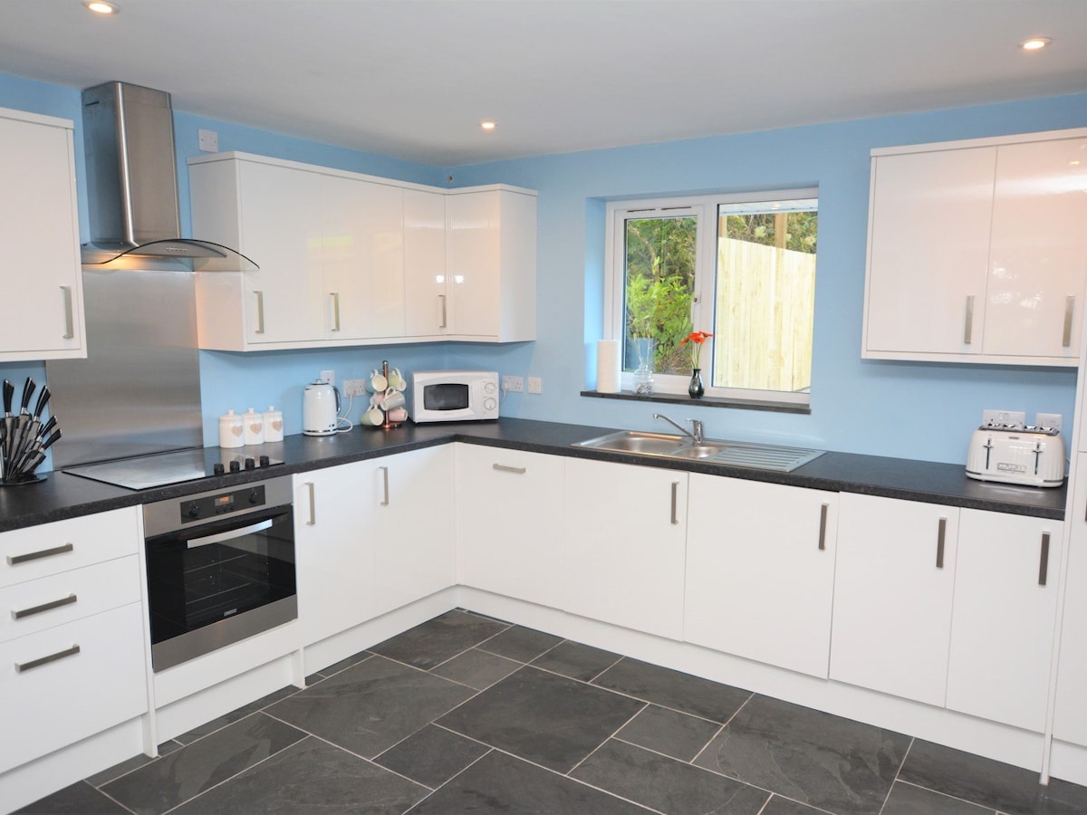 3 Bed in Looe  (51029)