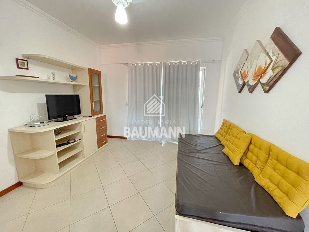 Apartment on Bombas beach, 230 m from the sea.